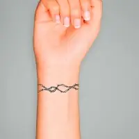 Переводная тату на тело чёрная &laquo;Браслет. Колючая проволока. Волны&raquo;, 20&times;3 см