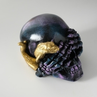 Сувенир полистоун "Змея на черепе" 15х12,5х12 см