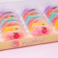 Бальзам для губ  в форме губ, 12 гр