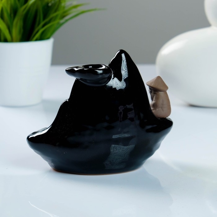 Подставка для благовоний "Старец у скалы" 9х13х11см