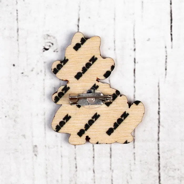 Деревянный значок &laquo;Мисс Пря&raquo;