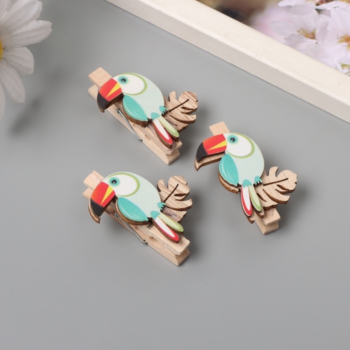 Декор для творчества дерево "Прищепка. Тукан на листе монстеры" набор 3 шт 1,3х3,7х4,5 см