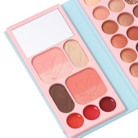 Набор декоративной косметики «Лебединое озеро» Набор декоративной косметики «Лебединое озеро»