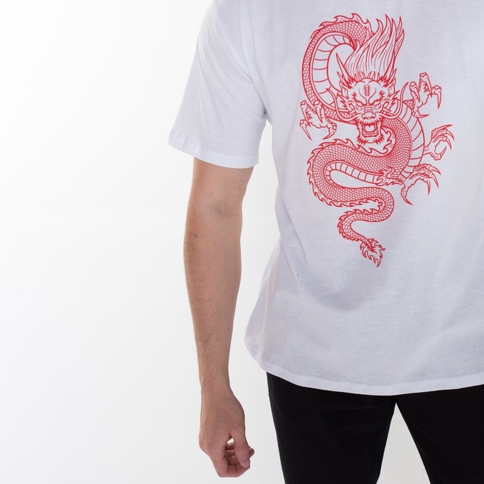 Футболка мужская &laquo;Дракон&raquo;, цвет белый/принт красный, размер 56