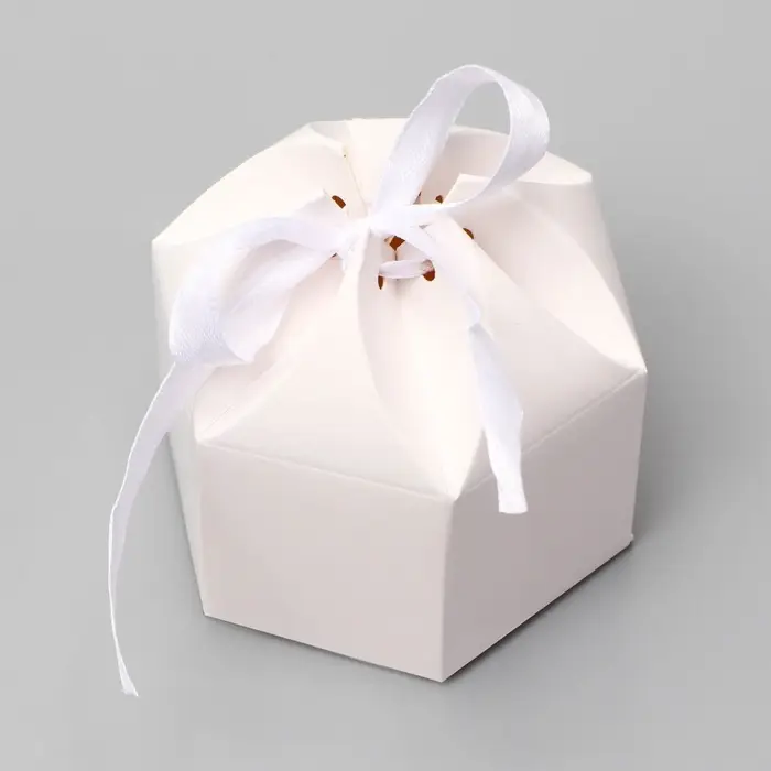 Коробка для конфеты, пирожные с лентой, 8&times;4&times;7.5 см