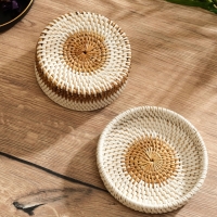 Корзинка плетеная ротанг, 14х14х5,5 см