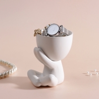 Предмет интерьера "Мистер Грин" любитель тишины 9,8*6,7*8 белый керамика