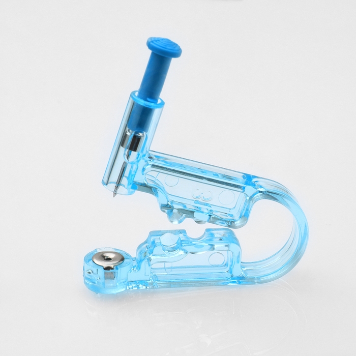 Пистолет одноразовый для пирсинга, серьга в комплекте &laquo;Классика&raquo;, цвет белый в серебре