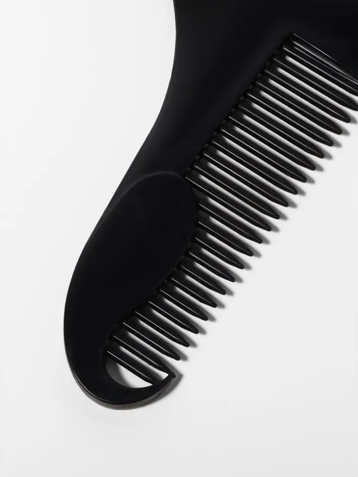Расчёска - гребень для усов и бороды, 12&times;10 см, чёрная