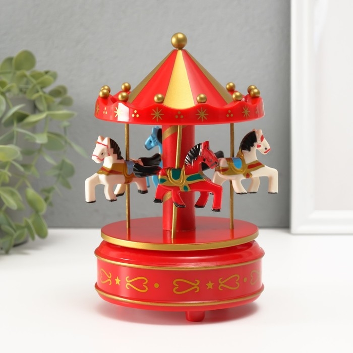 Сувенир пластик музыкальный механический "Карусель - лошадки" красный 10,5х10,5х17,5 см