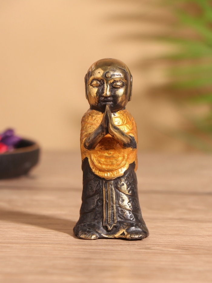 Сувенир бронза "Монах" 4х5х9 см