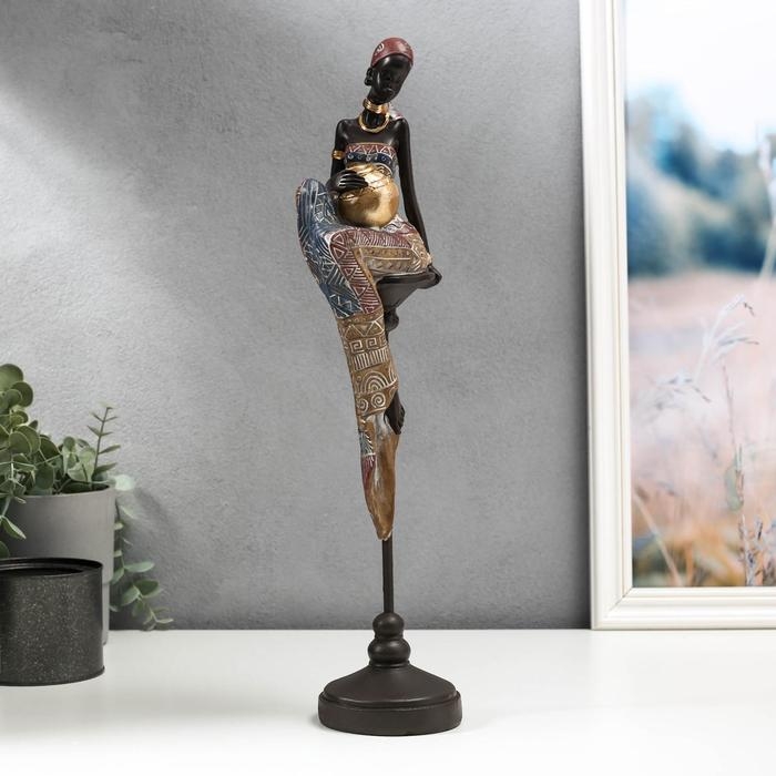 Сувенир полистоун "Африканка с кувшином, в наряде - геометрия, на стуле" 43х11х9,3 см