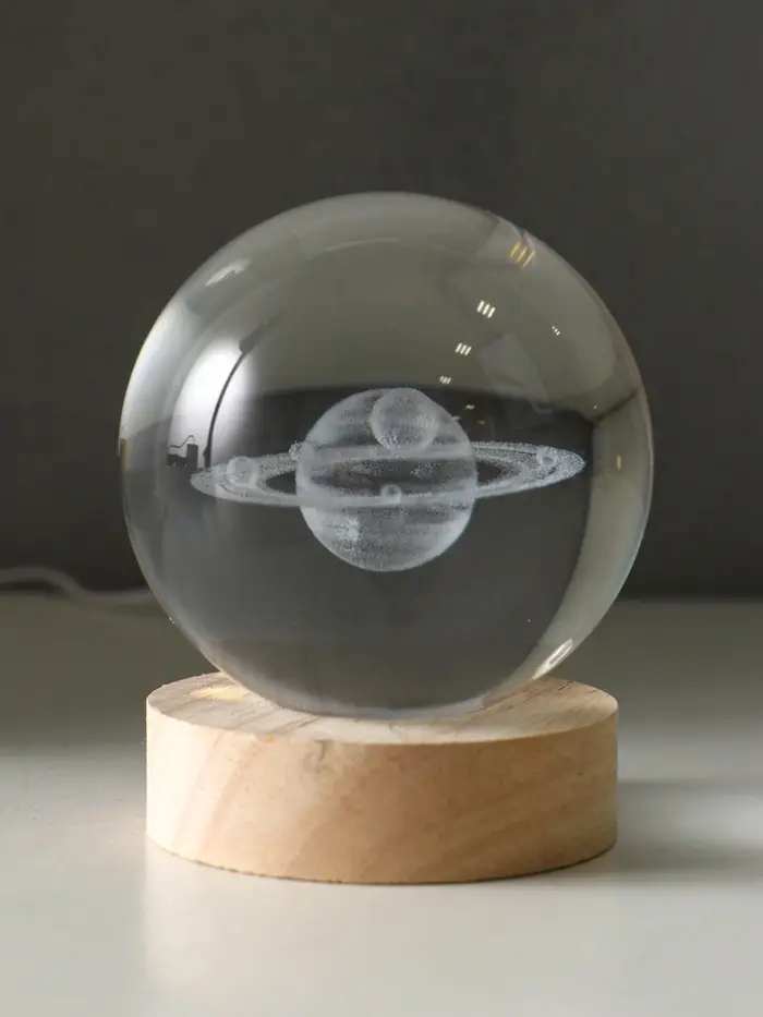 Сувенир стекло подсветка "Солнечная система" d=8 см подставка дерево, USB 8х8х9,5 см