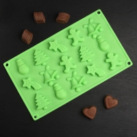 Форма для конфет и шоколада новогодняя Доляна &laquo;Ёлочки - иголочки&raquo;, силикон, 30&times;17,3&times;1,3 см, 15 ячеек, цвет сиреневый