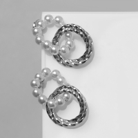 Серьги с жемчугом &laquo;Два кольца&raquo; бусины и металл, цвет серебро