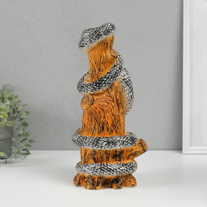 Новогодняя копилка "Змея на пеньке"  33 х 14 х 15 см, черно-белый