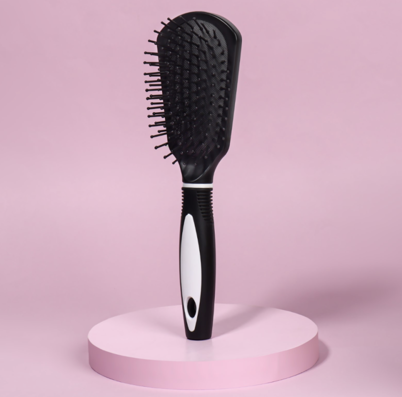 Расчёска массажная, 6,5 &times; 24 см, цвет чёрный/белый
