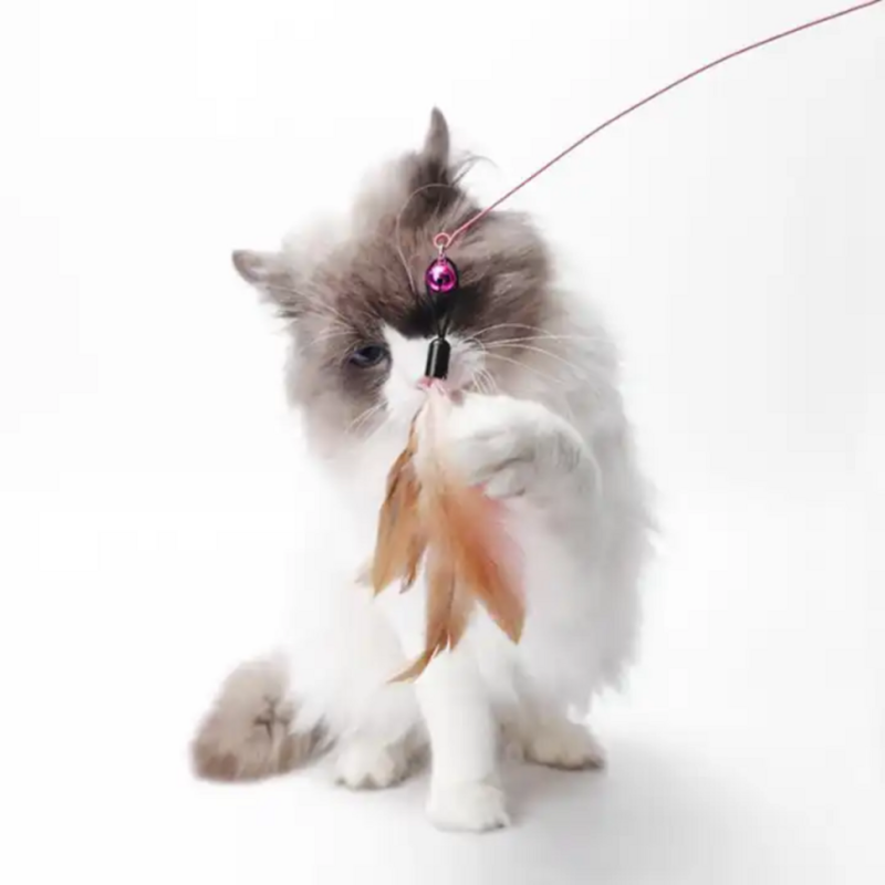 Удочкка дразнилка для кошек металлическая с перьями Удочкка дразнилка для кошек металлическая с перьями