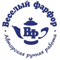 Статуэтка фарфоровая "Пионер", авторская роспись, 12х4х4 см
