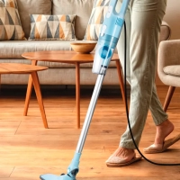 Пылесос для дома вертикальный ручной КТ-586 (2 в 1) - 600 Вт