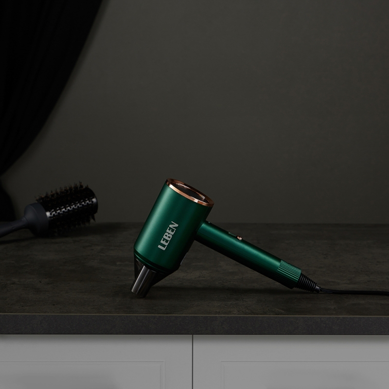 Фен для волос, 900Вт, 2 скорости, 3 температуры, 220-240В, зеленый Фен для волос, 900Вт, 2 скорости, 3 температуры, 220-240В, зеленый