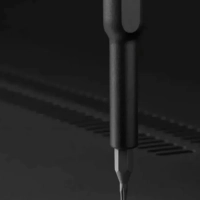 Набор отверток PP-011 в пластиковом пенале (24 насадки) ISA