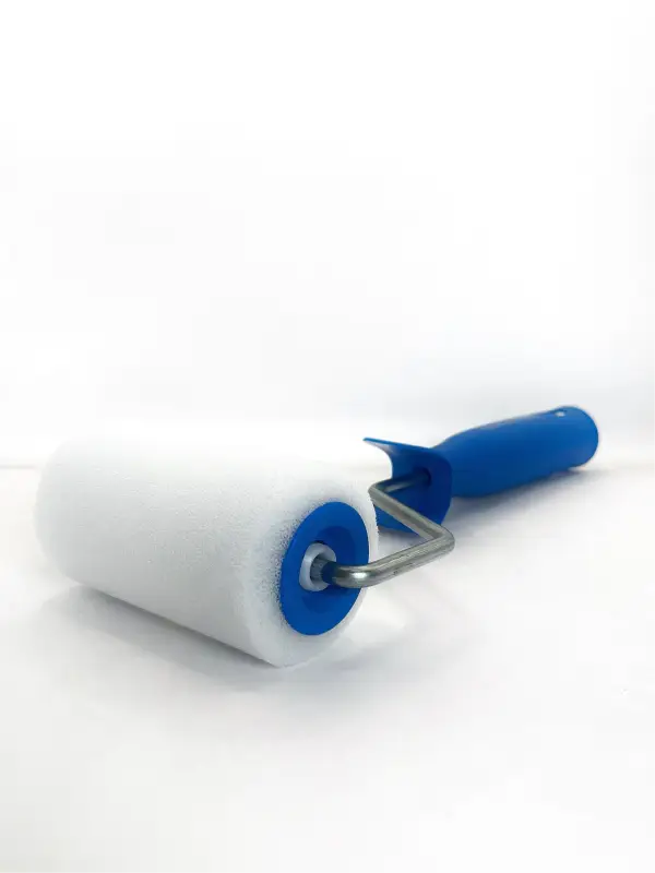 Малярный валик для ремонта