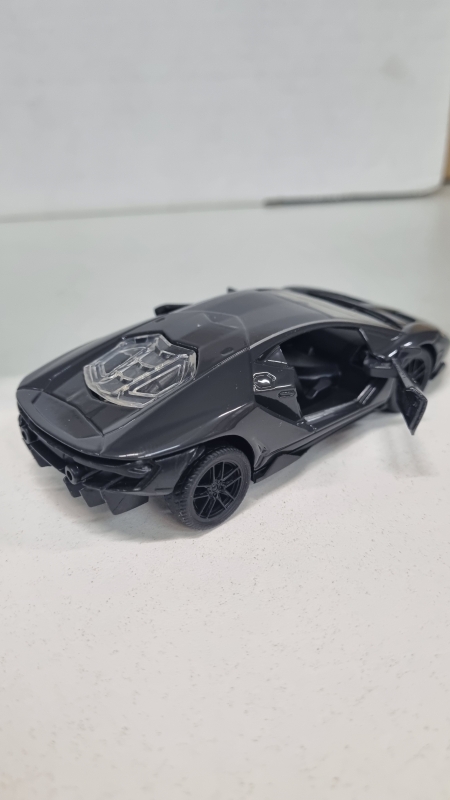 Машинка детская суперкар металлическая Машинка детская суперкар металлическая