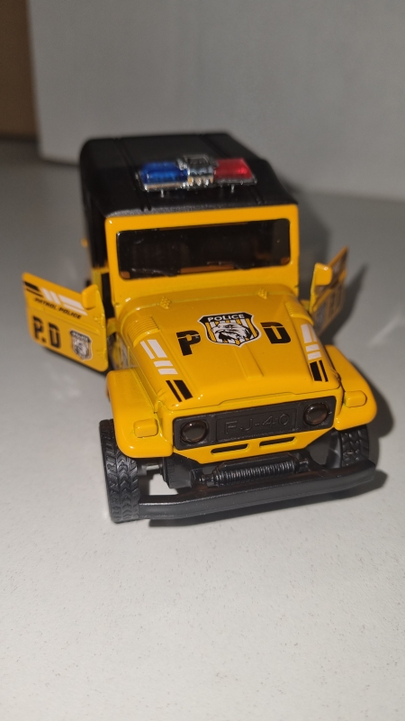 Масштабная модель джипа машины детской Масштабная модель джипа машины детской