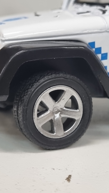 Модель машины джип для детей Модель машины джип для детей