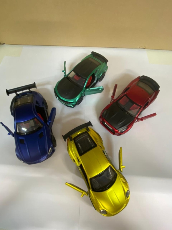 Машинка для детей гоночная металлическая Машинка для детей гоночная металлическая