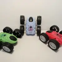 Инерционная машинка-перевертыш цвет в асс.