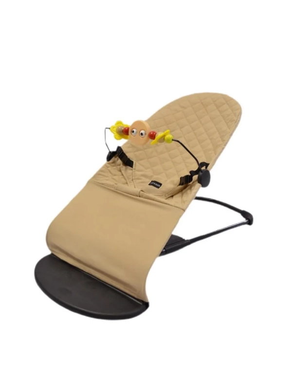 Шезлонг для комфортного отдыха малыша