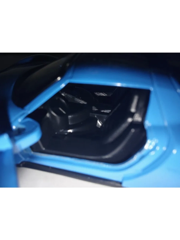 Машина игрушка спортивная Машина игрушка спортивная