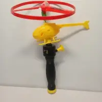 Заводная игрушка Вертолет с запуском