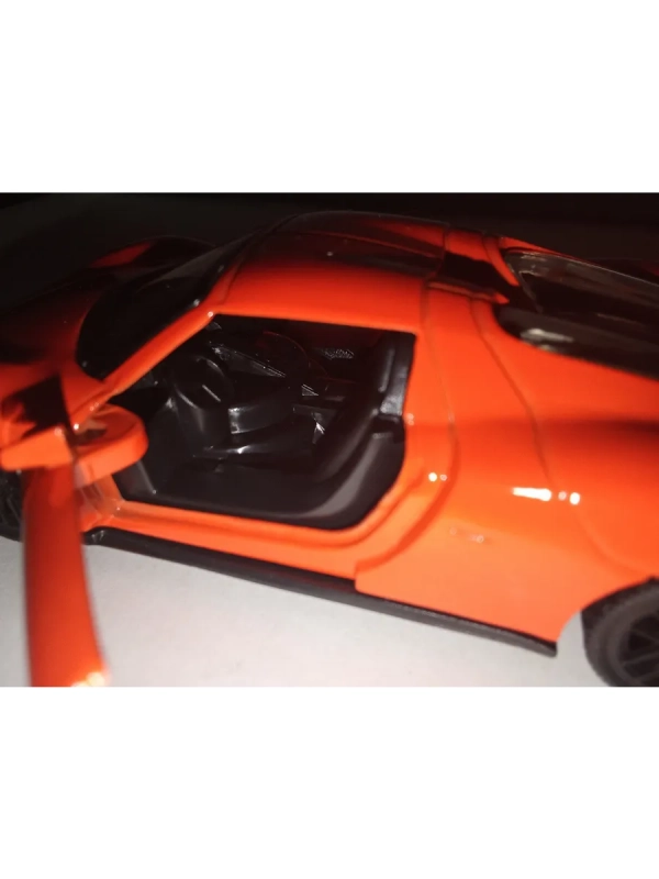 Машина игрушка спортивная Машина игрушка спортивная