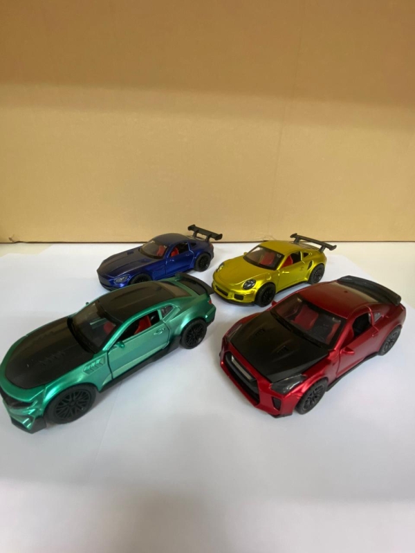 Машинка для детей гоночная металлическая Машинка для детей гоночная металлическая