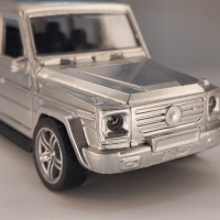 Игрушка машина джип открываются двери