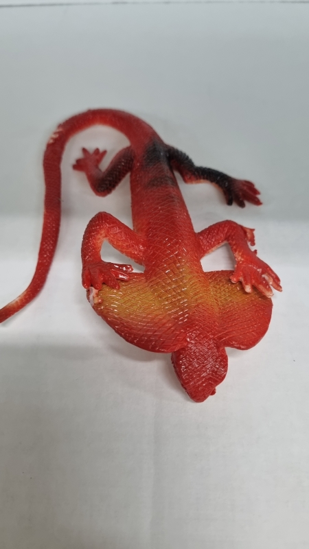 Антистресс игрушка ящерица с жабрами