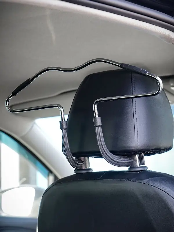 Вешалка автомобильная для одежды, на подголовник