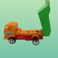 Инерционный самосвал юный строитель