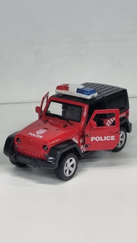 Модель машины джип для детей Модель машины джип для детей