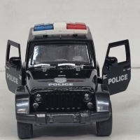 Модель машины джип для детей Модель машины джип для детей