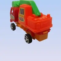 Инерционный экскаватор с ковшом