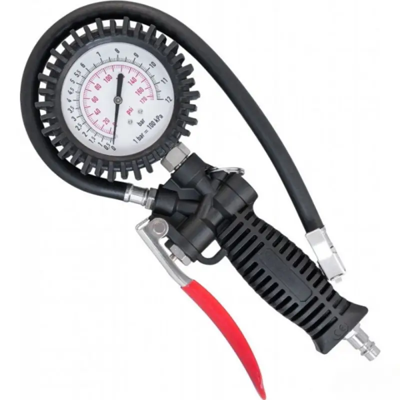 Манометр для контроля давления и подкачки шин