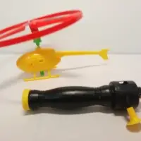 Заводная игрушка Вертолет с запуском