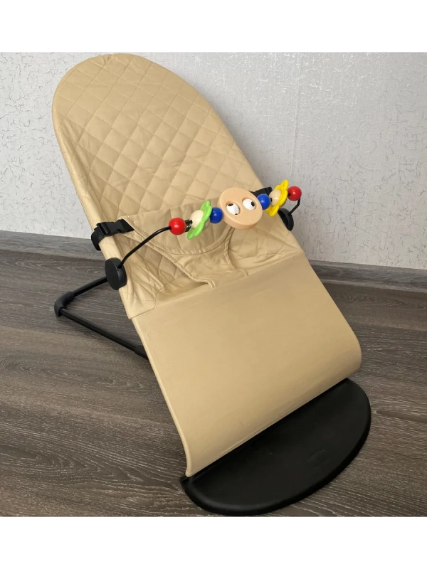 Шезлонг для комфортного отдыха малыша