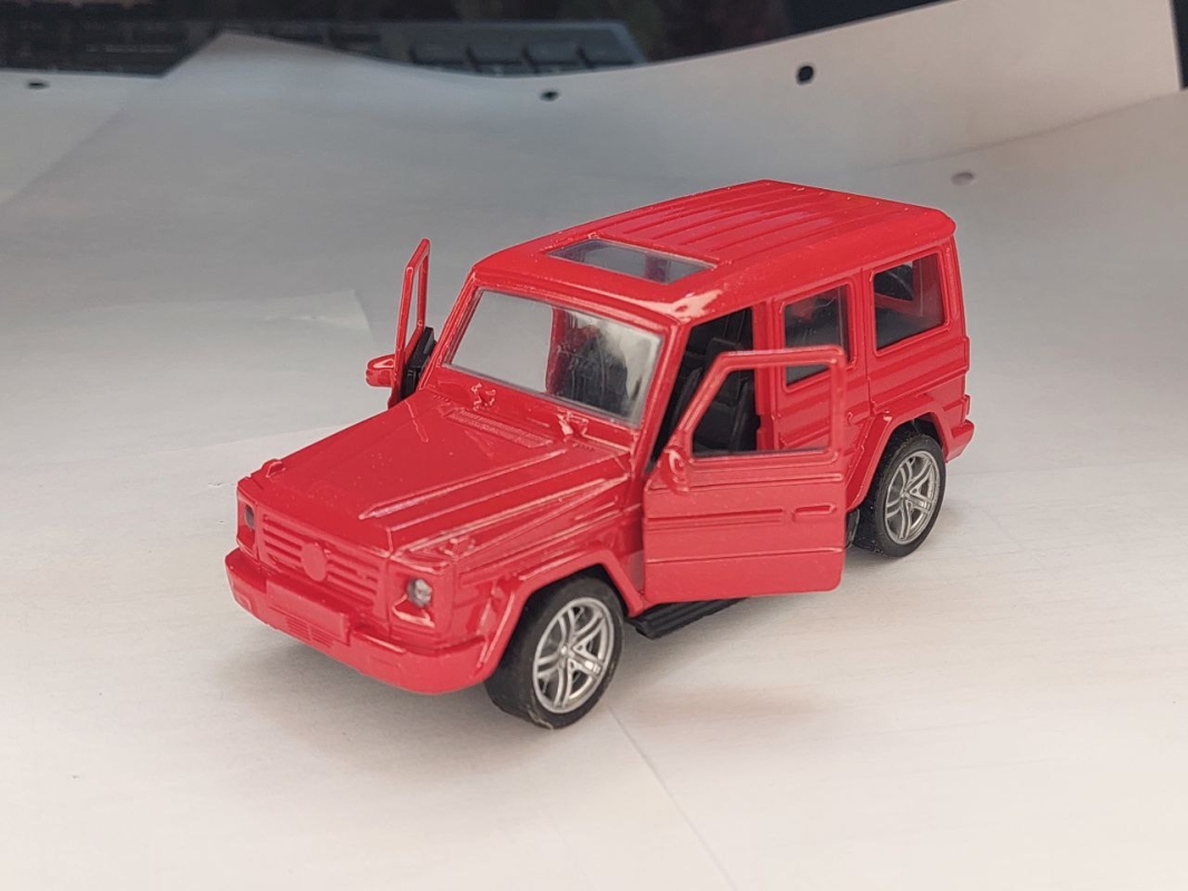 Игрушка машина джип открываются двери Игрушка машина джип открываются двери