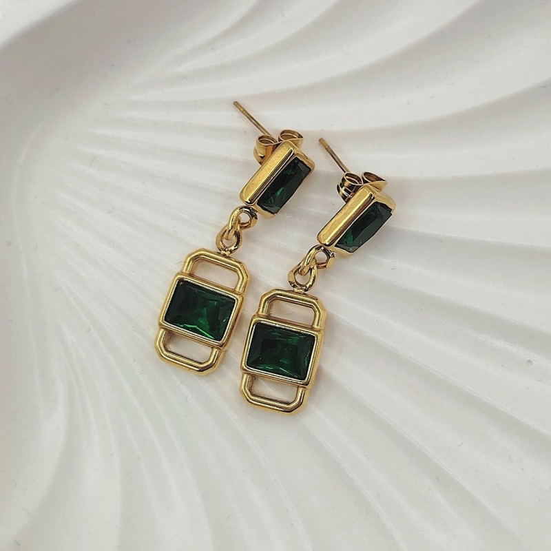 Серьги женские изумруд