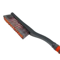 ЕРМАК Щетка для уборки снега с распушенной щетиной+скребок, 62см